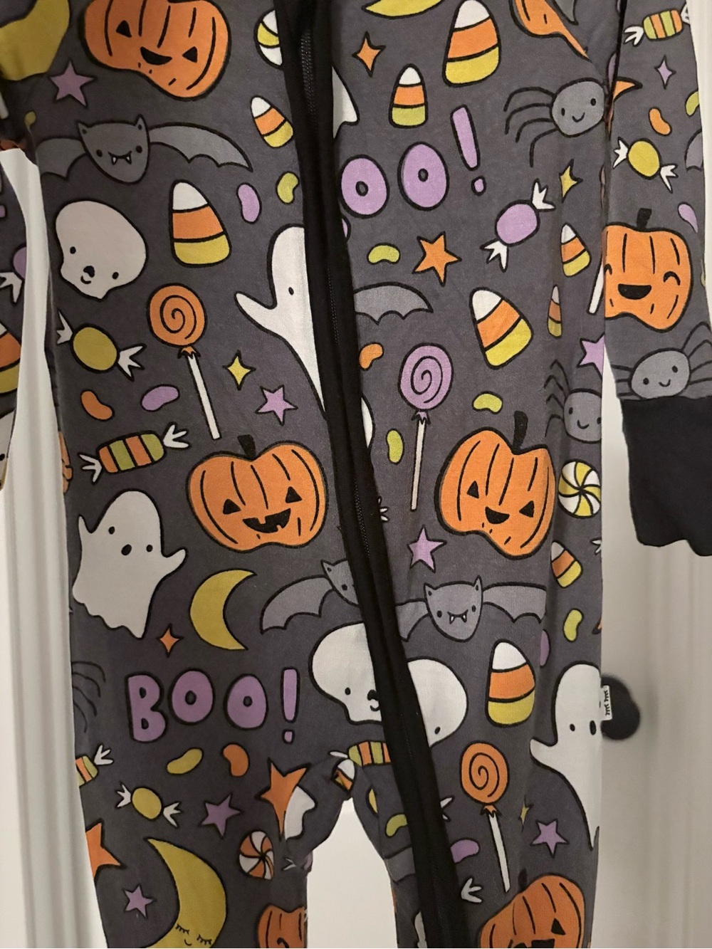 Little Sleepies Halloween Boo Bamboo Zippy - Picture 4 of 4